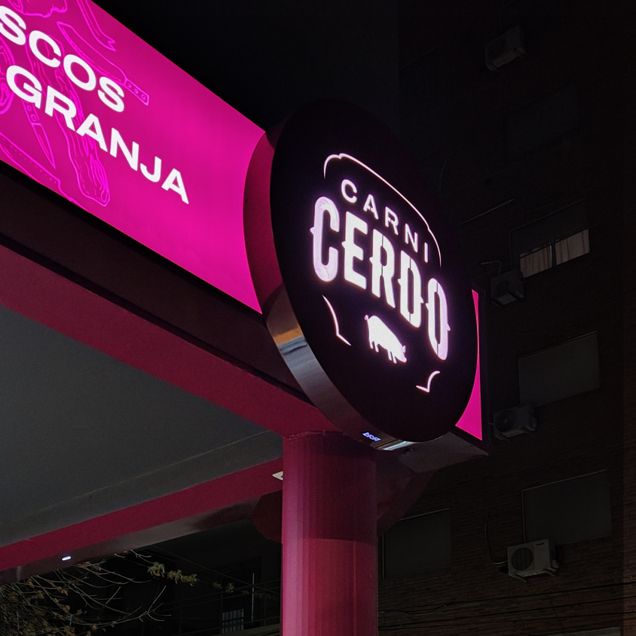 PRODUCCIÓN PARA TIENDA DE CARNE DE CERDO
